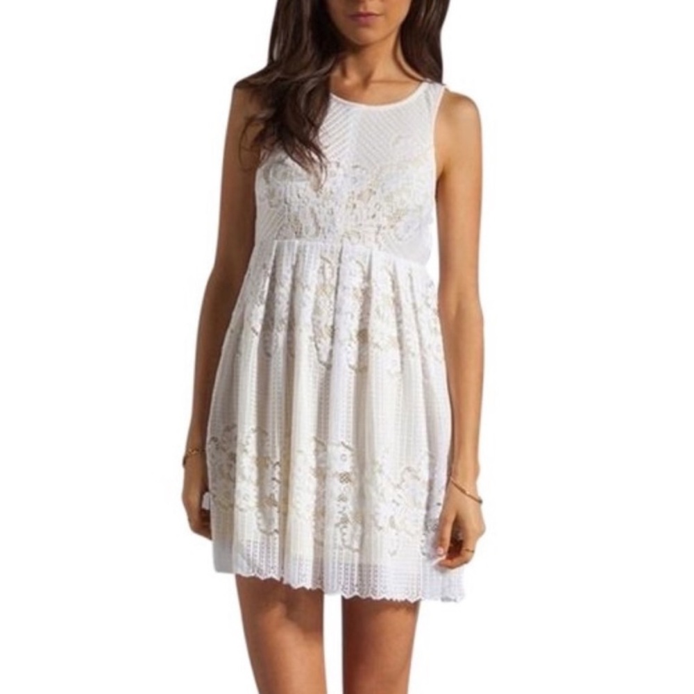 Free People 🌼 White Yellow Rocco Lace Mini Dress Size 2 XS